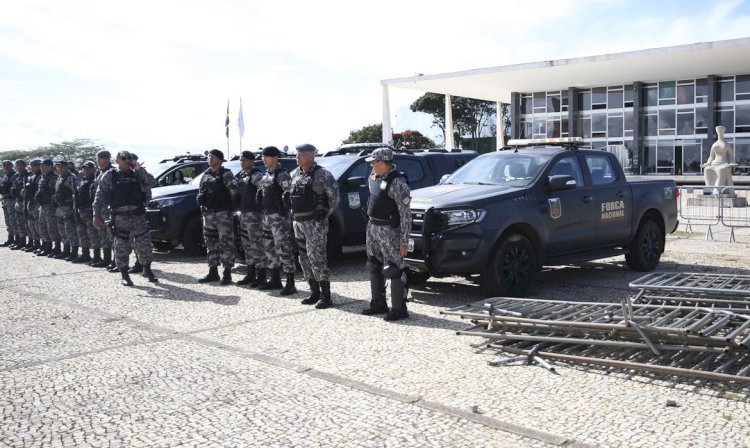 Governo federal estuda pacote de mudanças legais na segurança do DF