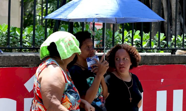 Ausência de nuvens fortalece onda de calor; entenda