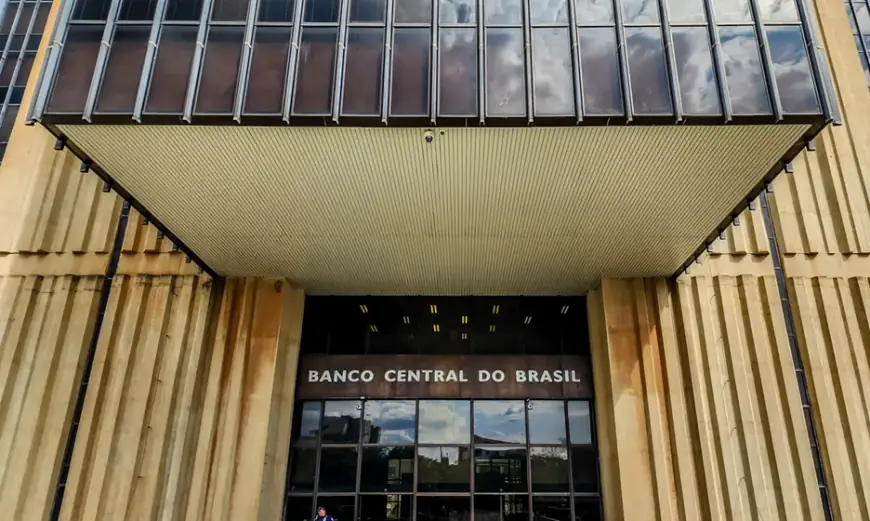 Mercado financeiro eleva previsão da inflação de 5,08% para 5,5%