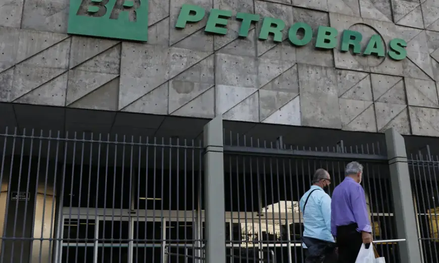 Petrobras assina contrato de venda de petróleo com estatal indiana