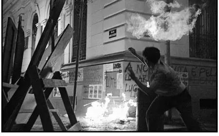 Filme sobre a Batalha da Rua Maria Antônia estreia nesta quinta-feira