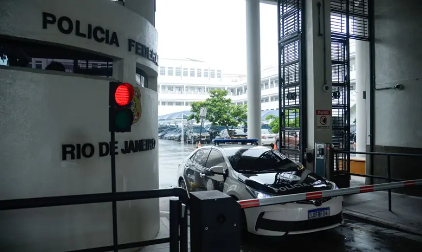 Homem é preso no Rio por contrabandear equipamentos bélicos