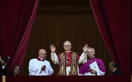 Lula cumprimenta novo papa e pede continuidade do legado de Francisco