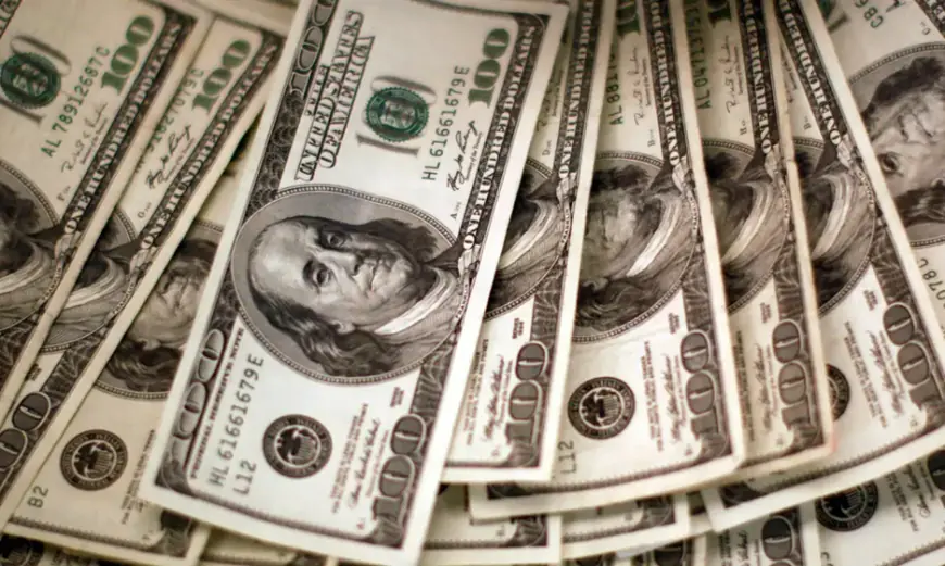 Dólar sobe para R$ 5,68 com anúncio de acordo entre EUA e China