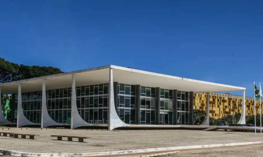 Réu fala em “silêncio ensurdecedor” do Exército sobre acampamentos
