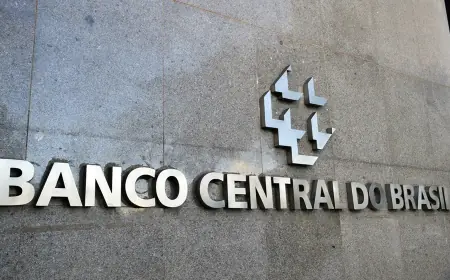 Mercado financeiro reduz previsão da inflação para 4,95%