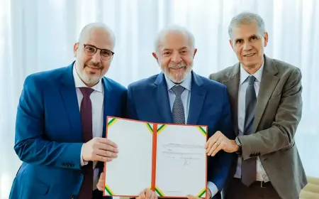 Lula assina nomeação de André Basbaum para a presidência da EBC