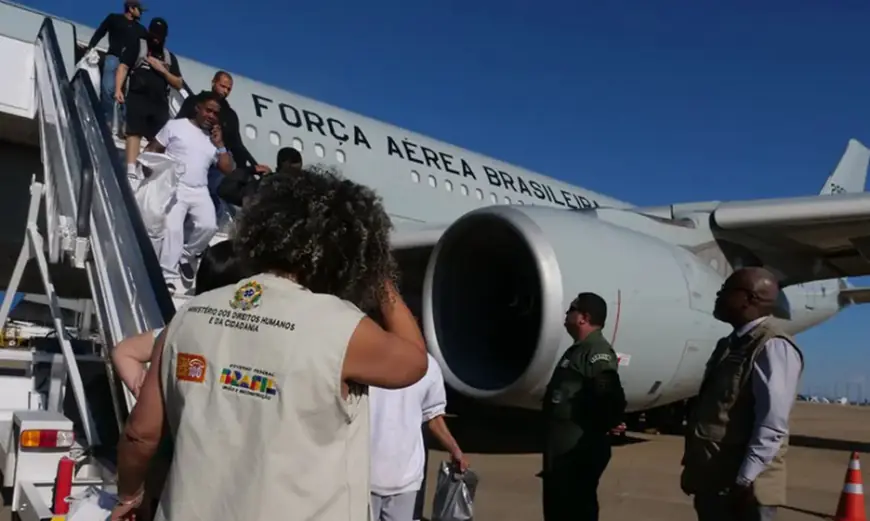 Nova operação humanitária recebeu 54 repatriados dos Estados Unidos
