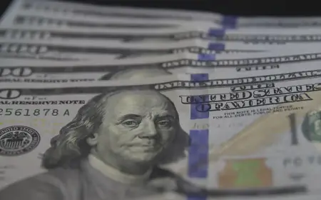 Dólar fecha abaixo de R$ 5,40 pela primeira vez em 11 dias
