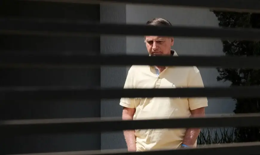 Bolsonaro pede autorização para fazer fisioterapia na prisão