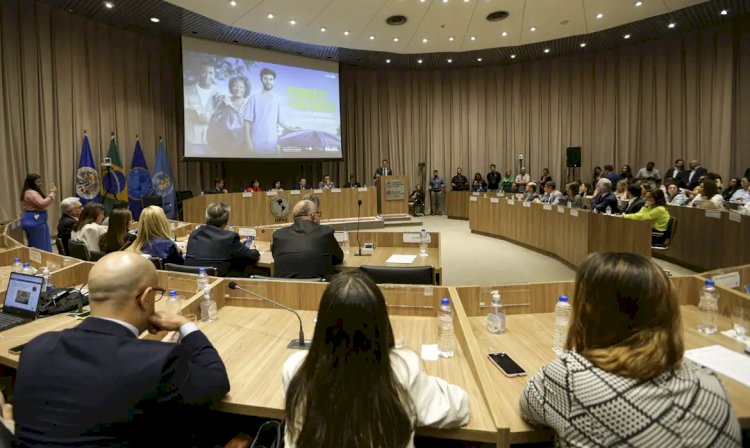 Saúde anuncia centro de emergência para conter epidemia de dengue