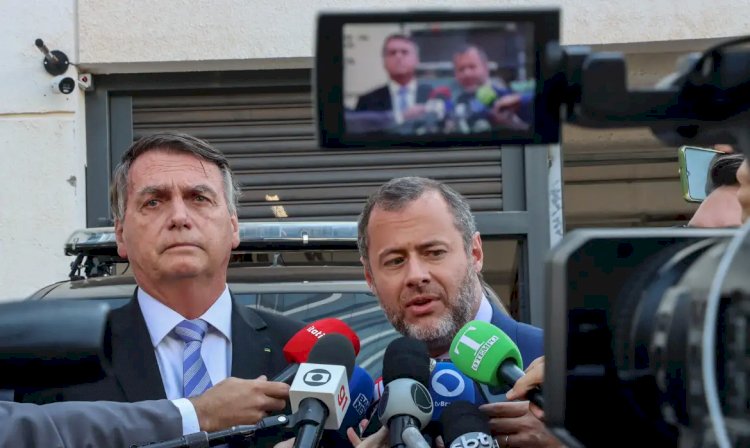 Defesa de Bolsonaro pede ao Supremo que passaporte seja devolvido