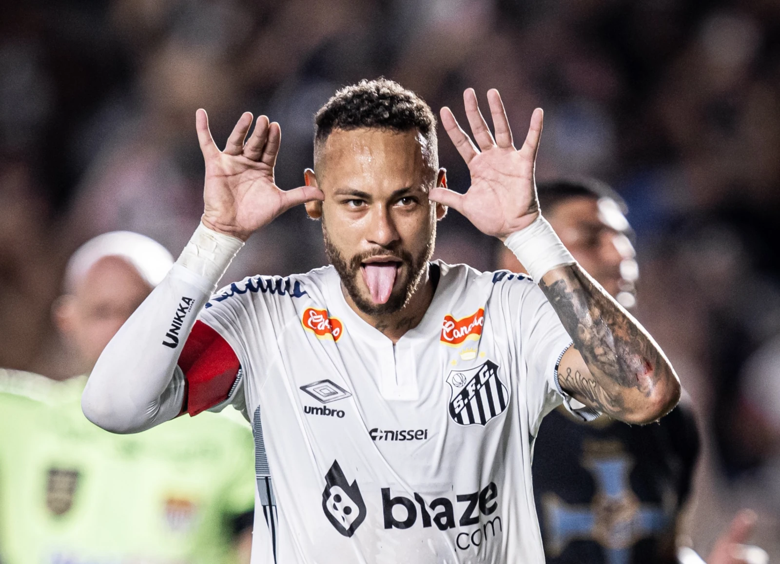 Neymar Jr. marca seu primeiro gol e primeira assistência desde seu retorno ao Santos FC
