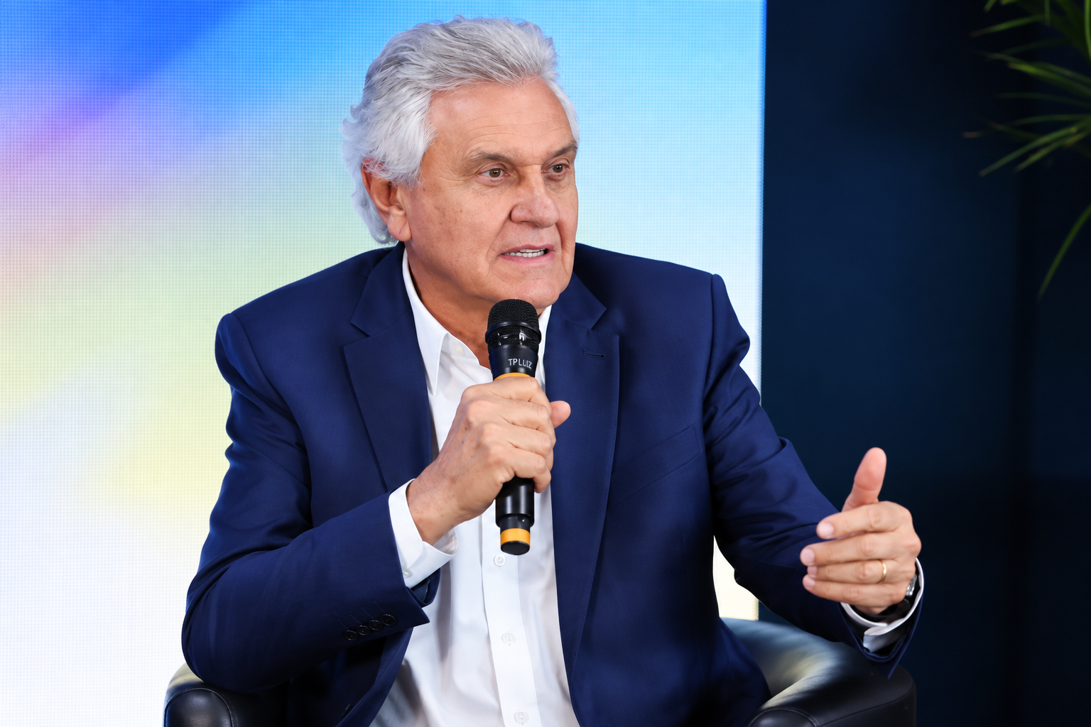 Caiado apresenta plano com foco em segurança, investimentos e reformas estruturais
