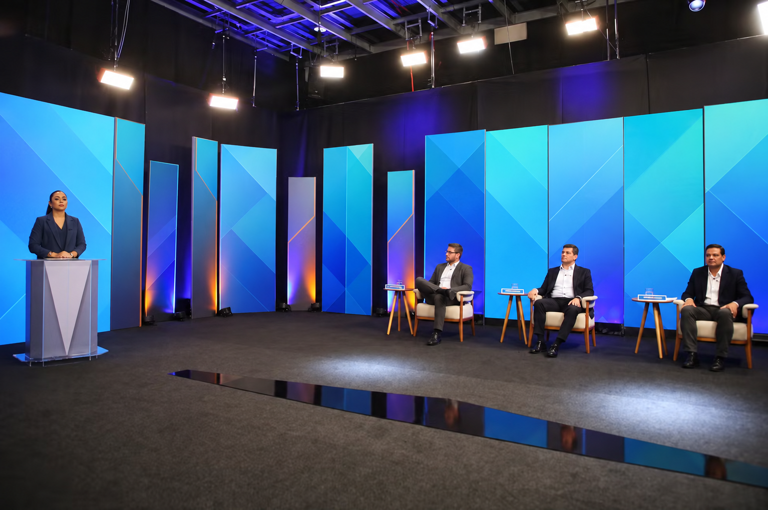 Candidatos ao Governo do Paraná debatem segurança, educação, saúde e infraestrutura na reta final da eleição
