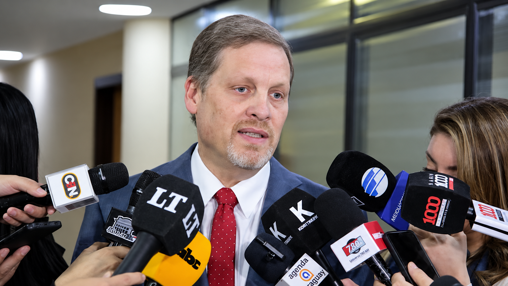 Senado do Paraguai abre investigação sobre dívidas e suspeitas envolvendo IPS e Ministério da Saúde